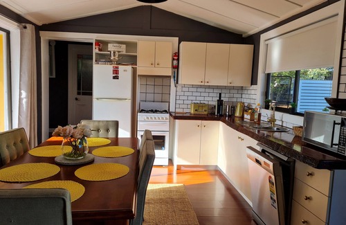 Clunes Cottage | Cottage Amongst The Vines