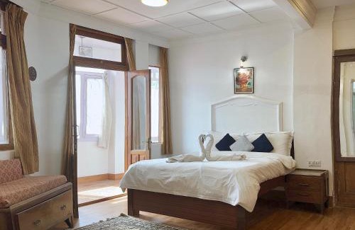 Bemloi House | Cottage at Rockpoint by Kalawati Homes