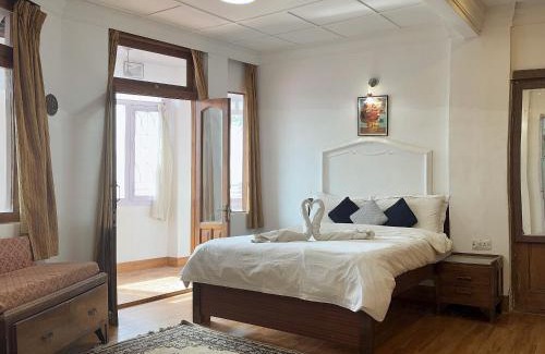 Bemloi House | Cottage at Rockpoint by Kalawati Homes