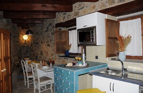 Villafeliz de Babia Cottage | Cottage between Babia and the moon Stars for 4 people