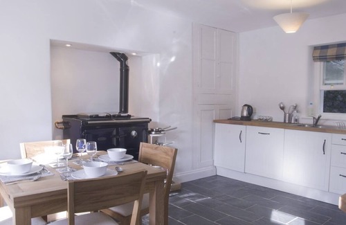 Llanwrtyd Wells Cottage | Cottage Bronfelin at Bronfelin & Troed-y-Rhiw Holiday Cottages