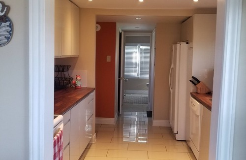 Morpeth Cottage | Cottage close to lake and parks