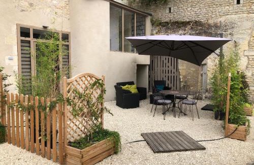 Azay-le-Rideau House | Cottage du chateau for 4 people 90 M- 2 bedrooms 2 bathrooms pool