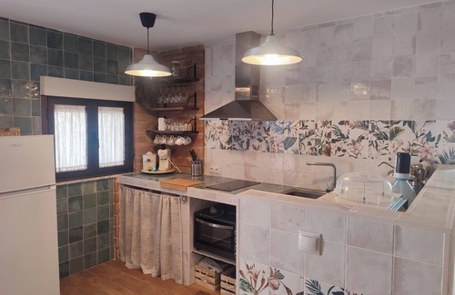 Frades de la Sierra Cottage | Cottage in a Rural environment, travel with your pet!