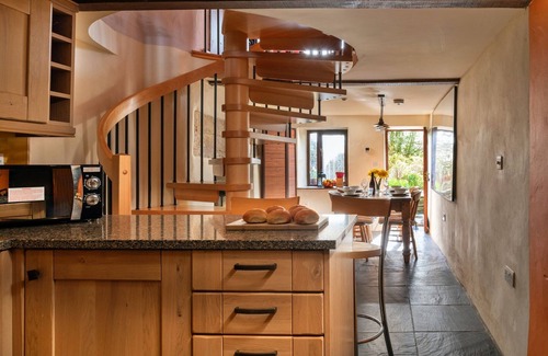 Ffestiniog Cottage | Cottage in Snowdonia with Stunning Mountain Views