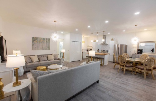 Fairbanks House | Cottage in the hills with room for the whole family!