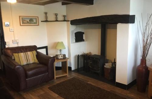 Evenley House | Cottage on the Green