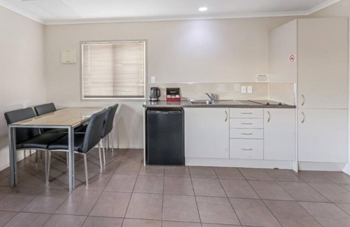 Tauranga Hotel | Cottage Park Thermal Motel