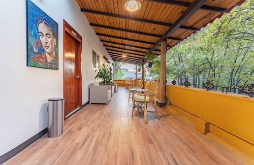 Anahuac House | Cottage Style Suite with Jacuzzi near Polanco