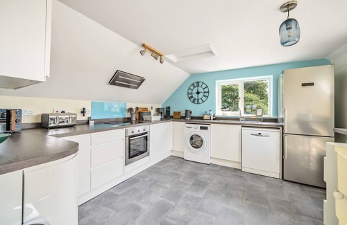 Hartland Cottage | Cottage with 3 ensuite bedrooms and Sea Views. North Devon Heritage Coast.