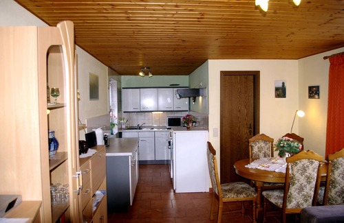 Rathmannsdorf House | Cottage with garden and pool use