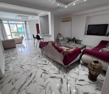 Flamants roses House | Cottage with swimming pool
