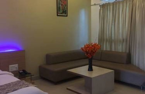 Hubli Hotel | Cotton County Club and Resort