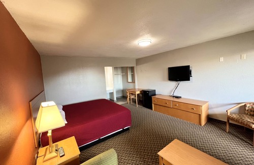 Clint Hotel | Cotton Valley Motel