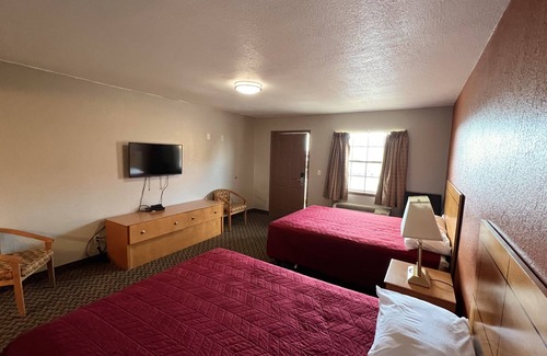 Clint Hotel | Cotton Valley Motel