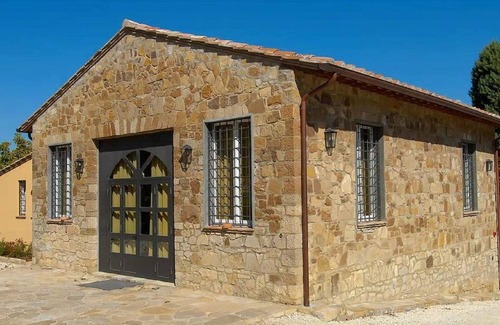 Fratta House | Countess Miriam Angelica Apartment