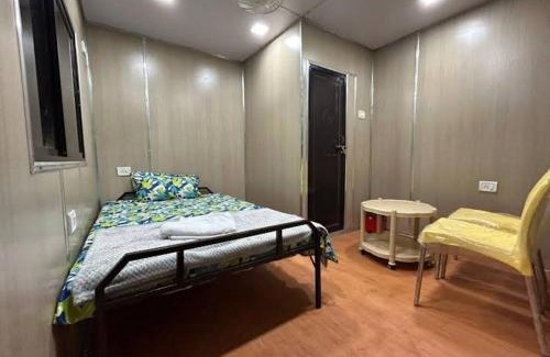 Ninnimamidi Hotel | Countries container resort