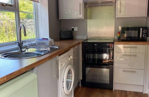 Corris Cottage | Country Cottage by the River