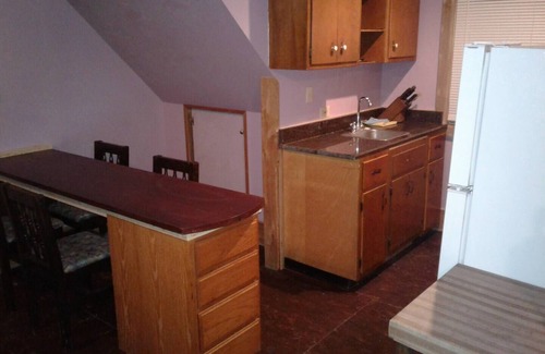 Bakers Grove Cottage | COUNTRY COTTAGE @ PERCY PRIEST LAKE