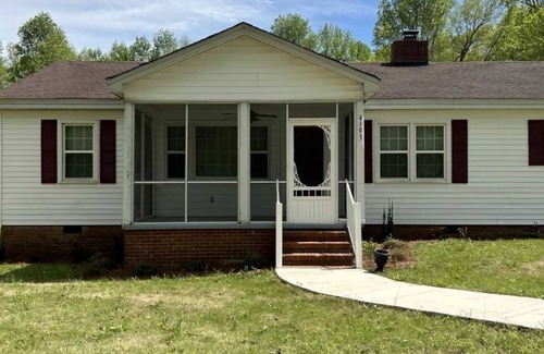 Jackson House | Country Cottage