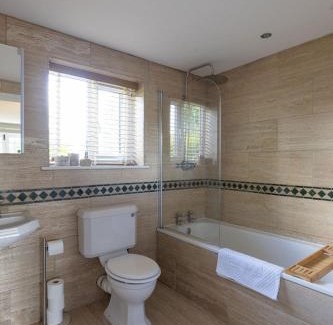 Bradford-on-Avon House | Country Family Retreat