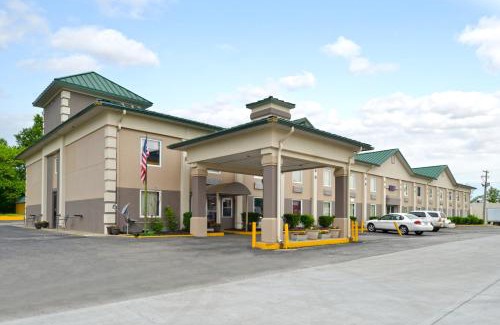 Benton Hotel | Country Garden & Suites
