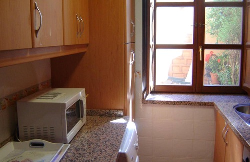 Villalon de Campos House | Country House 'El Encuentro' with Traditional Adobe and Wood Architecture