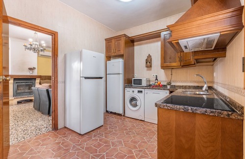 Orgiva House | Country House 'Ana - Cortijo Puerta' with Private Pool, Wi-Fi and Air Conditioning