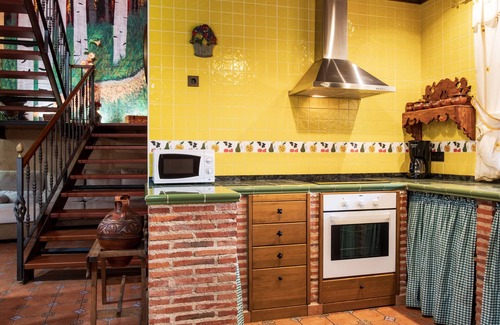 Masueco House | Country House 'Casa Rural El Tío Calderero' with Private Terrace, Private Garden and Balcony