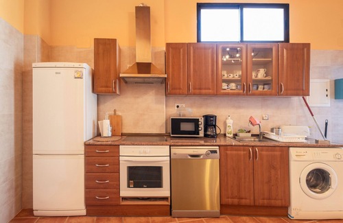 Maluenda House | Country House 'El Ático' with Wi-Fi and Air Conditioning