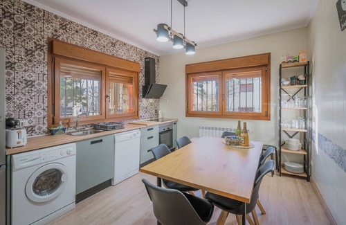 Triollo House | Country House 'El Corcal' with Mountain View, Private Terrace and Wi-Fi