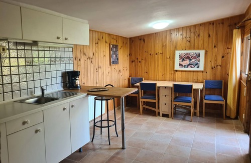 Piedralaves Villa | Country House 'El Valle' with Mountain Views, Private Pool and Wi-Fi