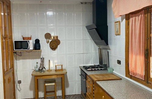 Alhama de Murcia House | Country House 'La Solana' with Private Pool, Wi-Fi and Air Conditioning