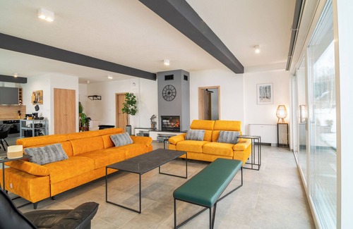 Gospic Villa | Country house Greenfields - luxurious house in untouched nature