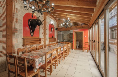 Villabragima House | Country House 'Puerta Villa' with Private Terrace and Wi-Fi