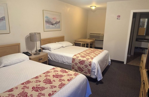 Dunnville Hotel | COUNTRY INN MOTEL