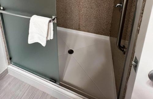 Concord Hotel | Country Inn & Suites by Radisson, Concord (Kannapolis), NC