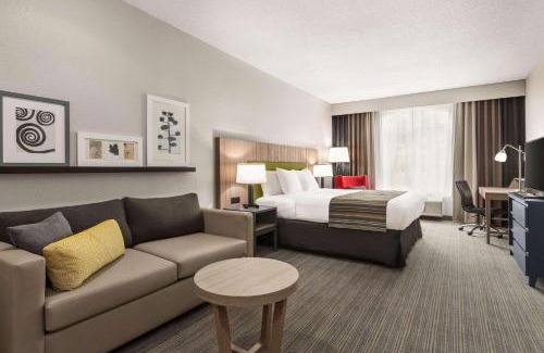Novi Hotel | Country Inn & Suites by Radisson, Novi, MI
