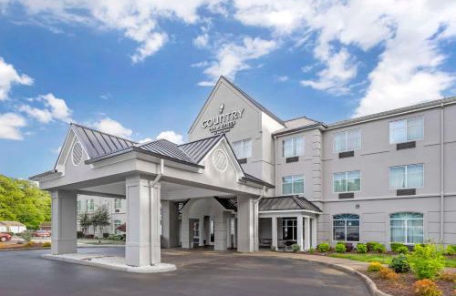 Newport News Hotel | Country Inn & Suites by Radisson, Newport News South, VA