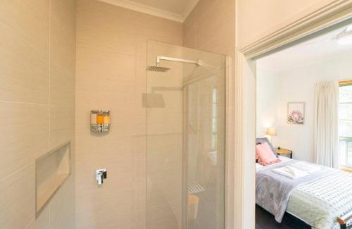 Halls Gap House | Country Lane Cottage