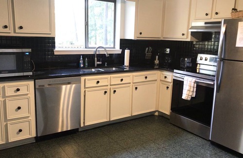 Ferndale House | Country living in the city Lakeview