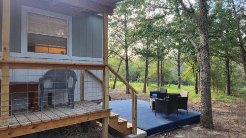 Fayette County Apartment | Country Living on Country Way!