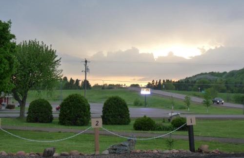 Tilden Hotel | Country Villa Motel