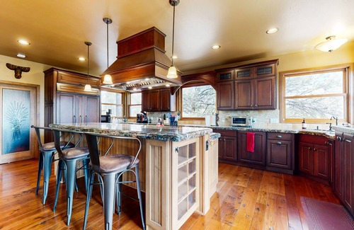Forests Trails House | Countryside mansion with outdoor entertainment areas, private hot tub, & firepit