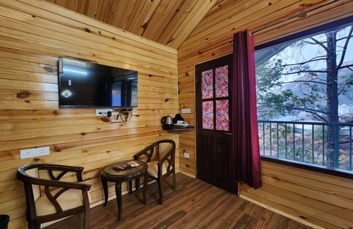 Kandaghat Apartment | Couple and family friendly eco resort Near Shimla in Kandaghat