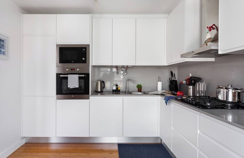 Merces Apartment | Courtesy Principe Real, HIDDEN TERRACE, LISBON VIEWS