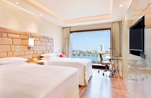 Nagavara Hotel | Courtyard by Marriott Bengaluru Hebbal