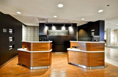 Dallas Design District Hotel | Courtyard Dallas Medical Market Center