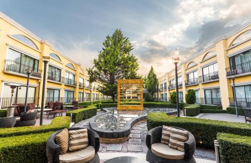 Toluca Hotel | Courtyard Toluca Airport