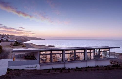 Penneshaw Apartment | Cove Landing Marina Apartment 3 YC Lily May